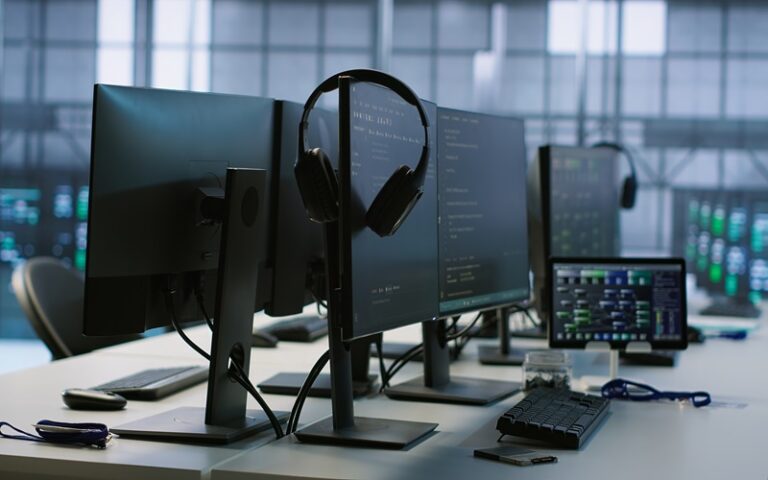 تلفن اینترنتی VoIP